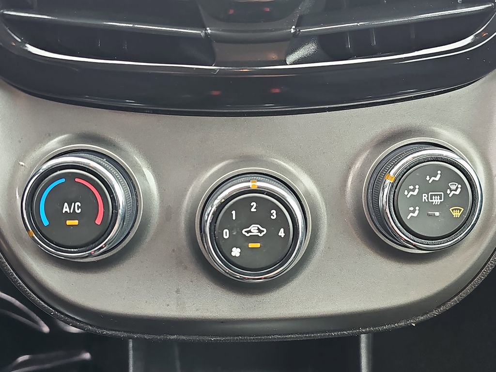 Used 2021 Chevrolet Spark LT image 20