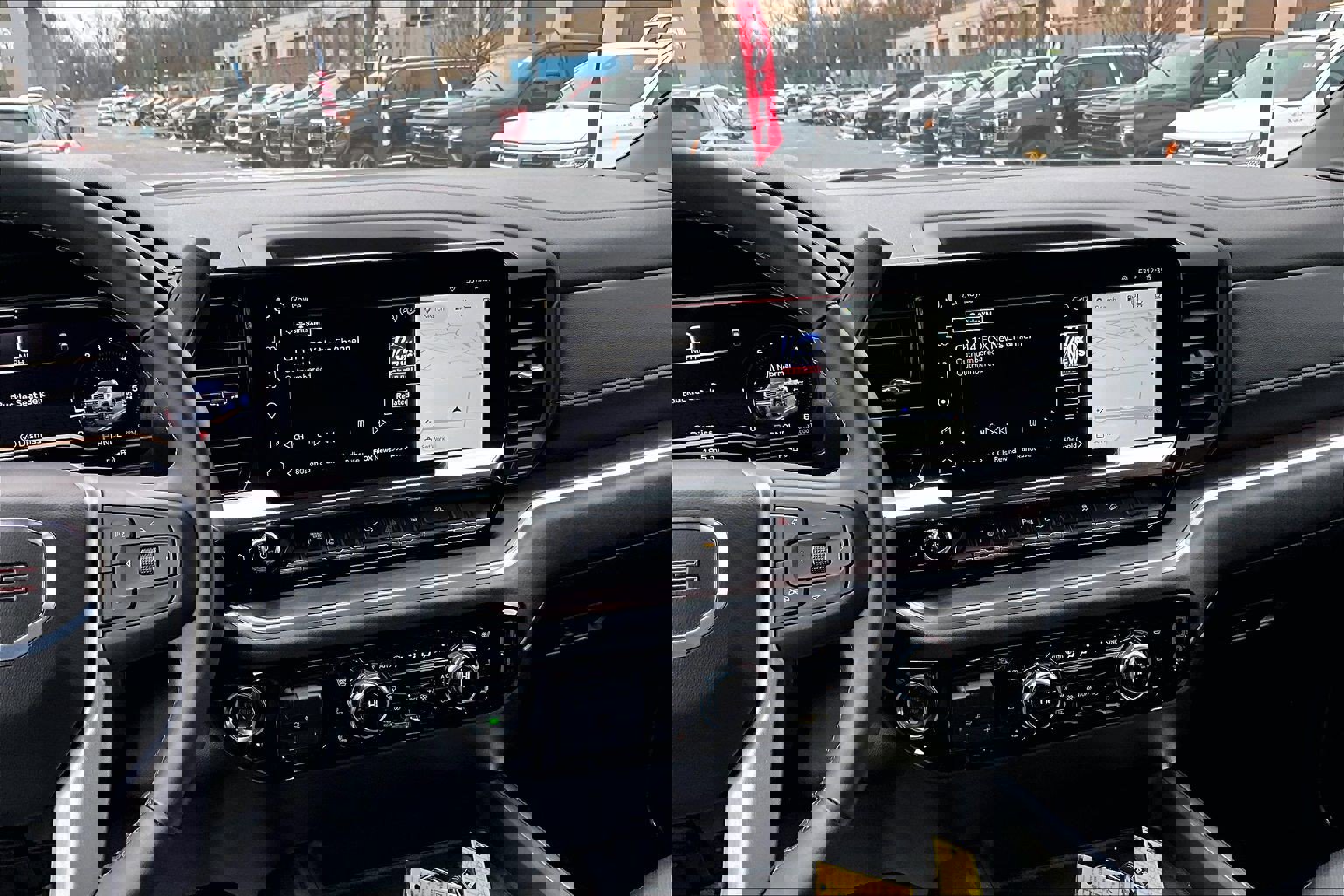 Used 2025 GMC Sierra 3500 SLT w/ SLT Premium Package image 6