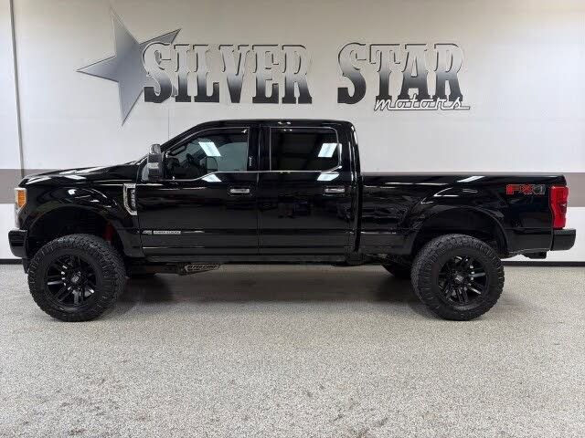 Used 2017 Ford F250 Platinum w/ Platinum Ultimate Package AWD/4WD image 5