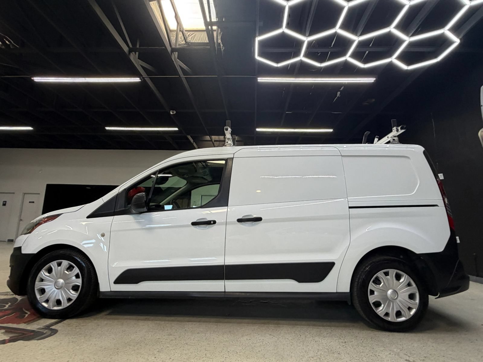 Used 2021 Ford Transit Connect XL FWD image 21