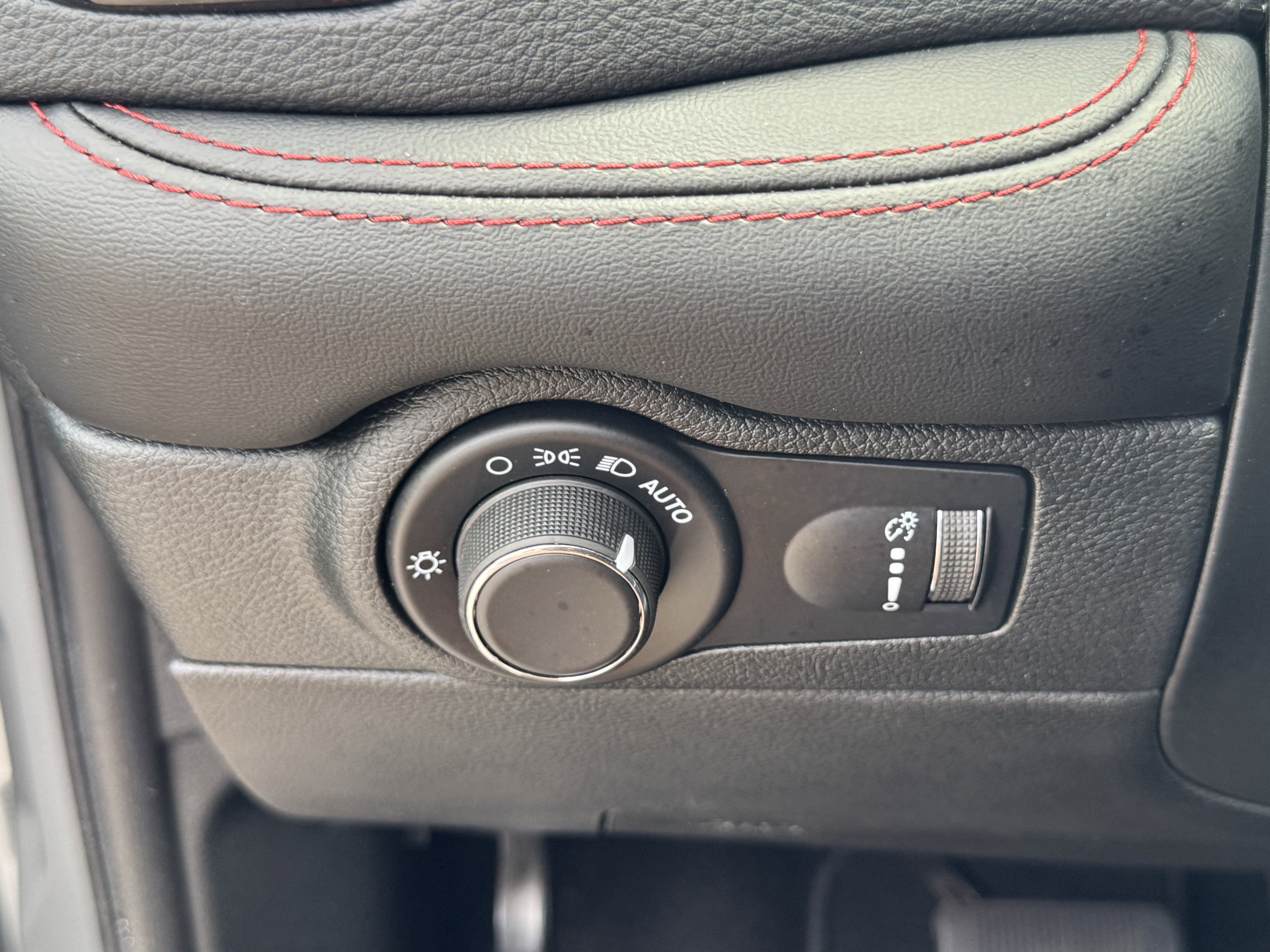 Used 2026 Dodge Durango GT AWD/4WD image 29