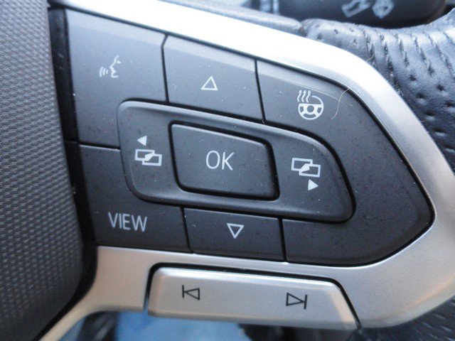 Used 2021 Volkswagen Atlas SEL R-Line image 19