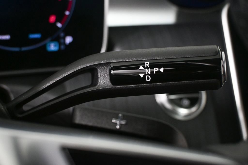 Certified 2025 Mercedes-Benz C 300 Sedan image 15