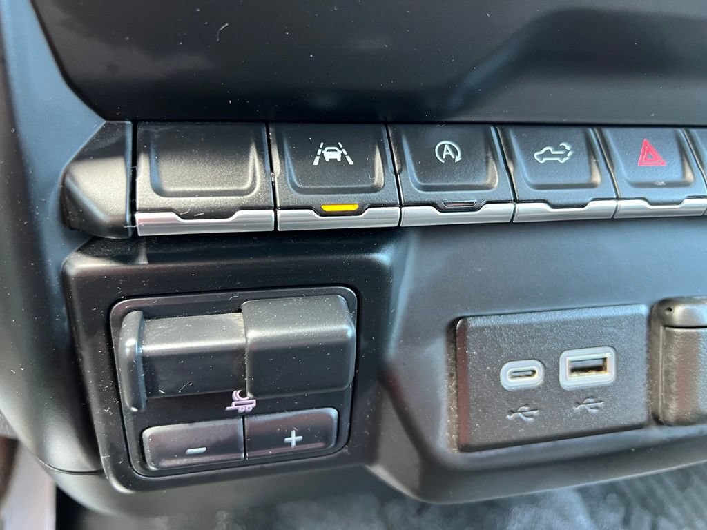 Used 2023 Chevrolet Silverado 1500 Custom Trail Boss AWD/4WD image 40