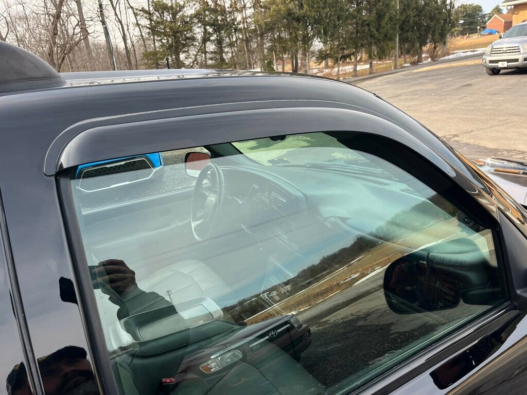 Used 2002 Chevrolet Tahoe Z71 image 8