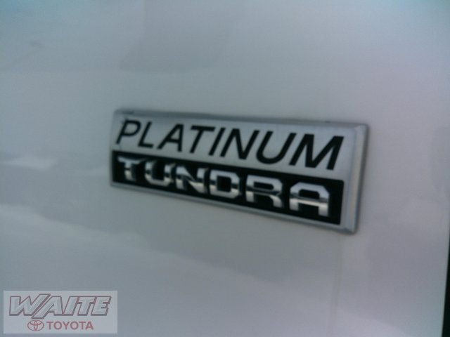 Used 2019 Toyota Tundra Platinum image 11