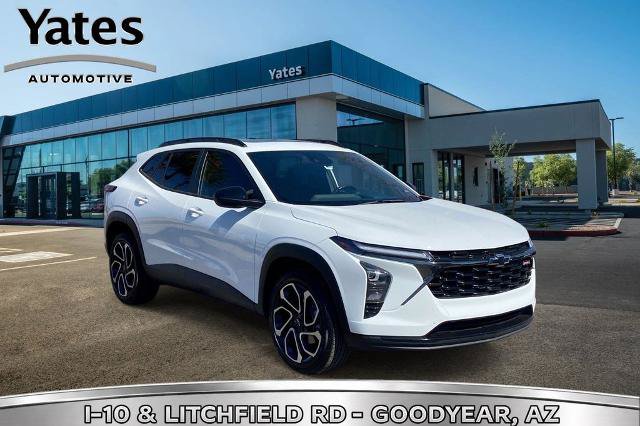 Used 2024 Chevrolet Trax RS w/ Sunroof Package FWD image 1
