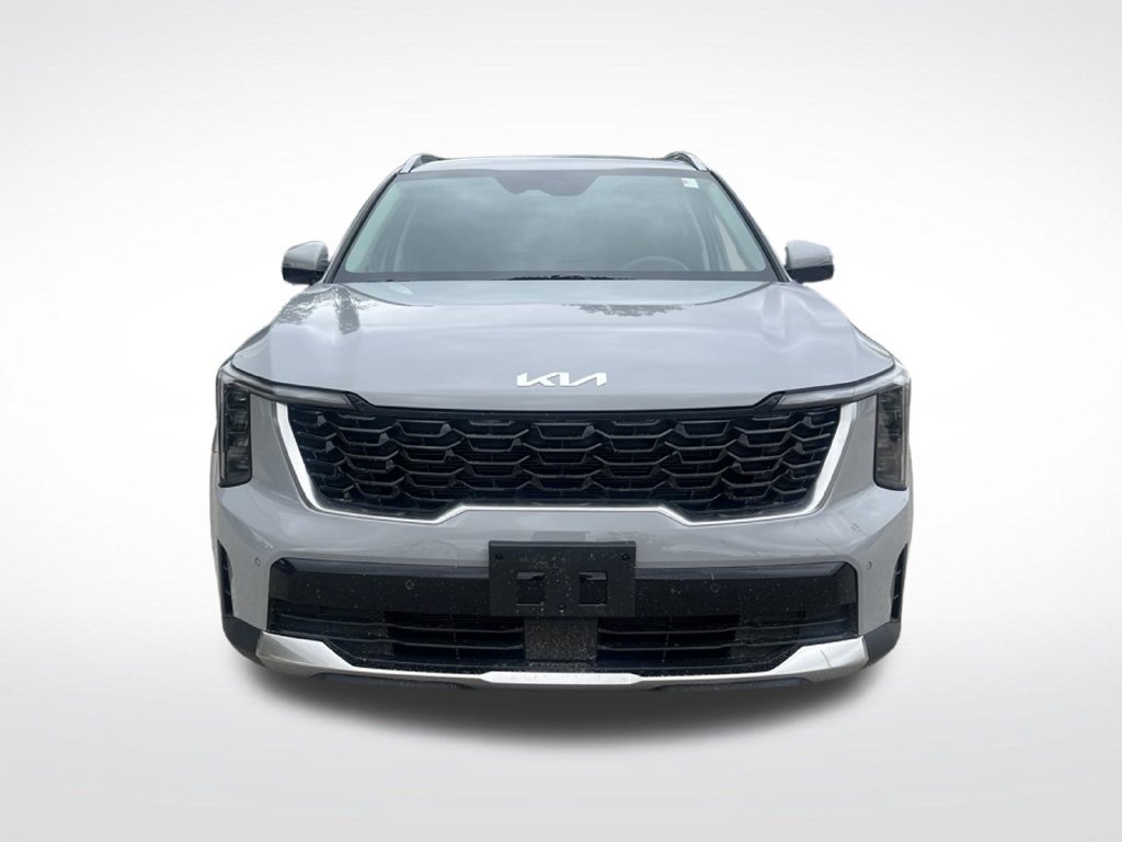 Certified 2024 Kia Sorento S FWD image 2