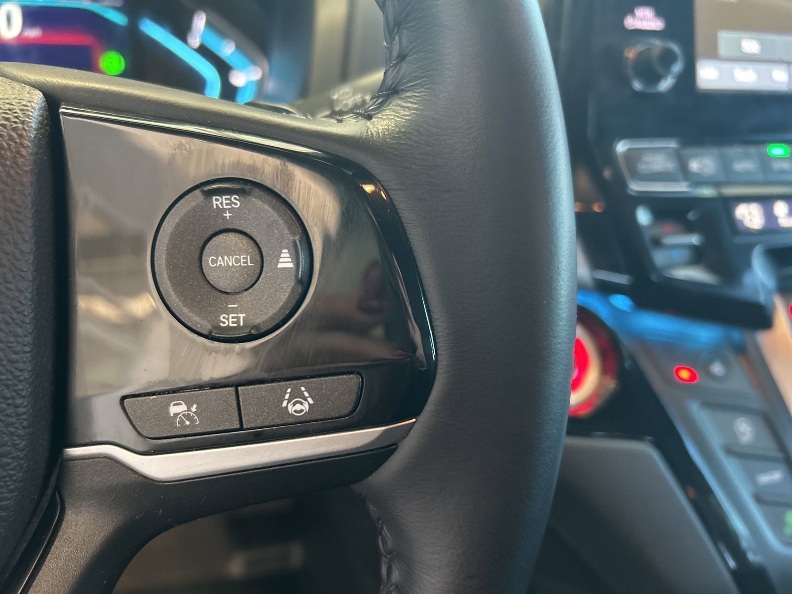 Used 2024 Honda Odyssey Touring image 25