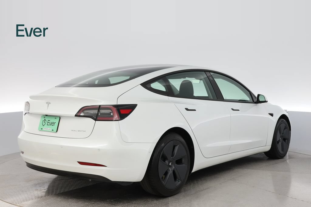 Used 2022 Tesla Model 3 Long Range AWD/4WD image 3