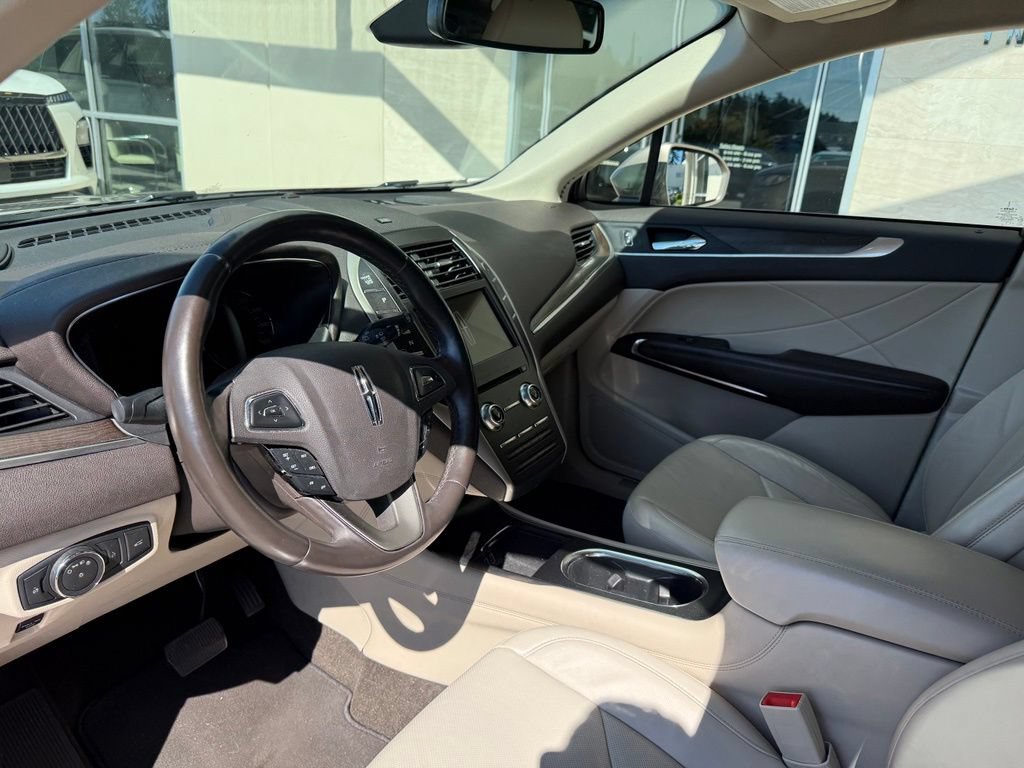 Used 2019 Lincoln MKC Reserve w/ MKC Climate Package FWD image 7