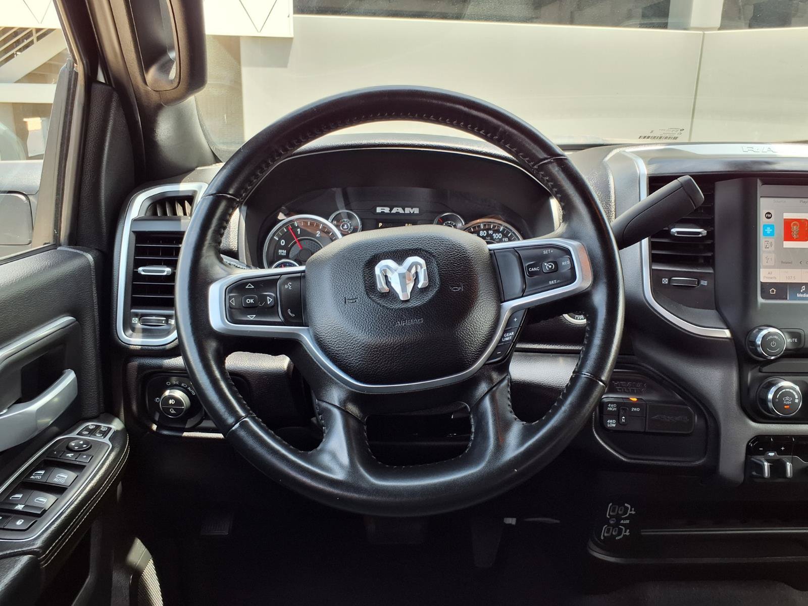 Used 2024 RAM 3500 Big Horn AWD/4WD image 17