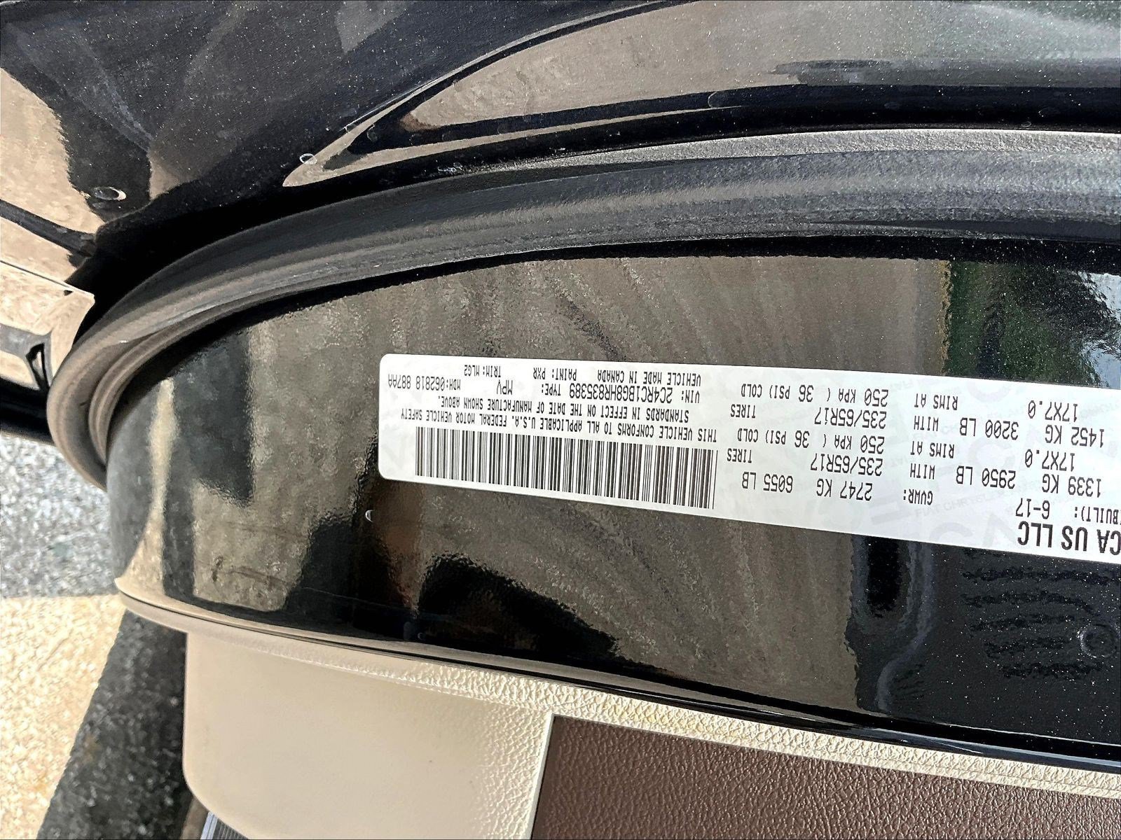 Used 2017 Chrysler Pacifica Touring-L FWD image 22