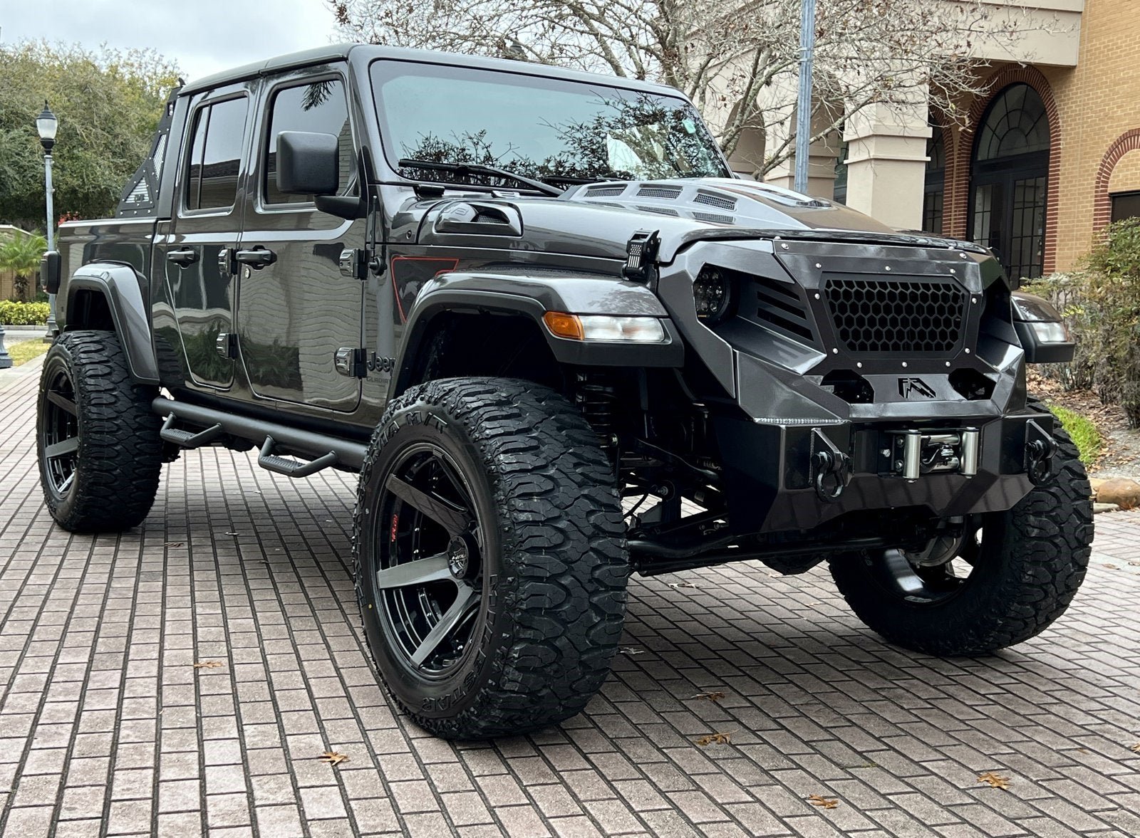 Used 2022 Jeep Gladiator Sport AWD/4WD image 3
