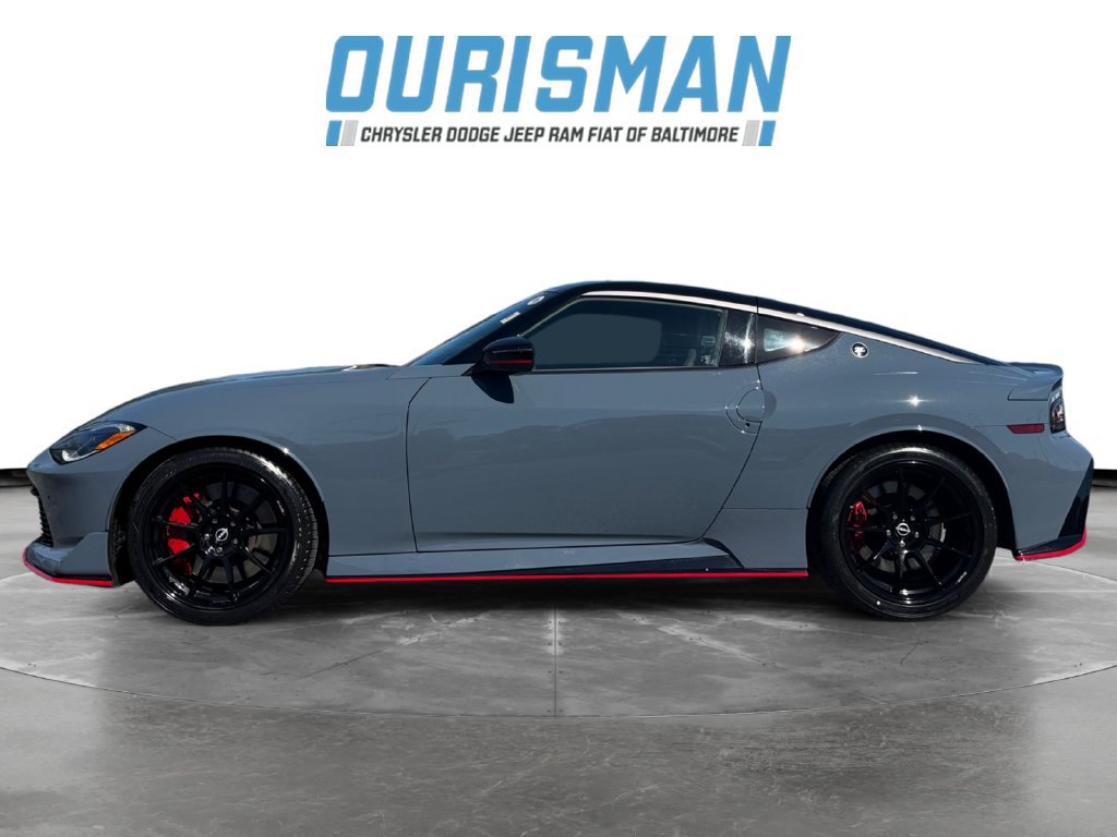 Used 2024 Nissan Z NISMO w/ Floor Mat Package RWD image 3