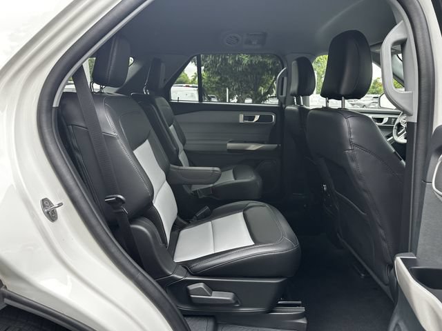 Certified 2023 Ford Explorer XLT w/ Equipment Group 202A AWD/4WD image 36