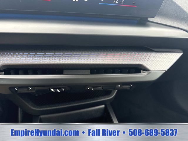 Used 2025 BMW 228i xDrive AWD/4WD image 25
