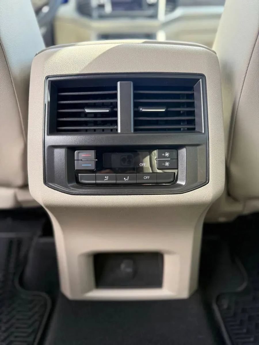 Used 2022 Volkswagen Atlas SE FWD image 16