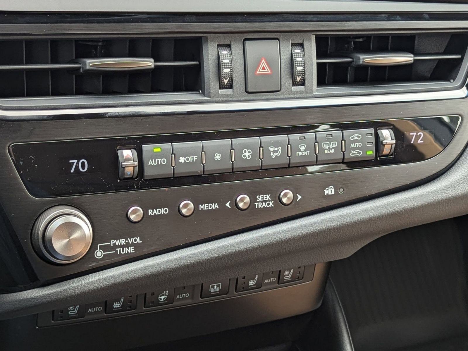 New 2025 Lexus ES 350 w/ Luxury Package image 32