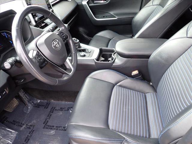 Used 2019 Toyota RAV4 XSE image 12