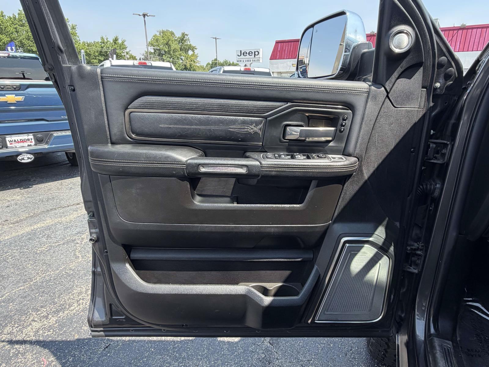 Used 2019 RAM 2500 Limited AWD/4WD image 22