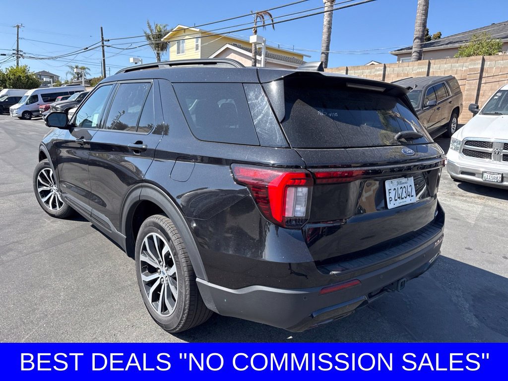 Used 2025 Ford Explorer ST-Line AWD/4WD image 4