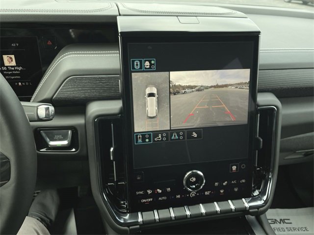 New 2026 GMC Yukon XL AT4 Ultimate w/ LPO, Illumination Package image 15