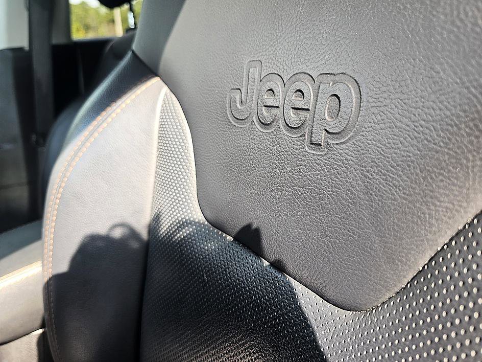 Used 2019 Jeep Compass Limited w/ Advanced Safety Group image 17