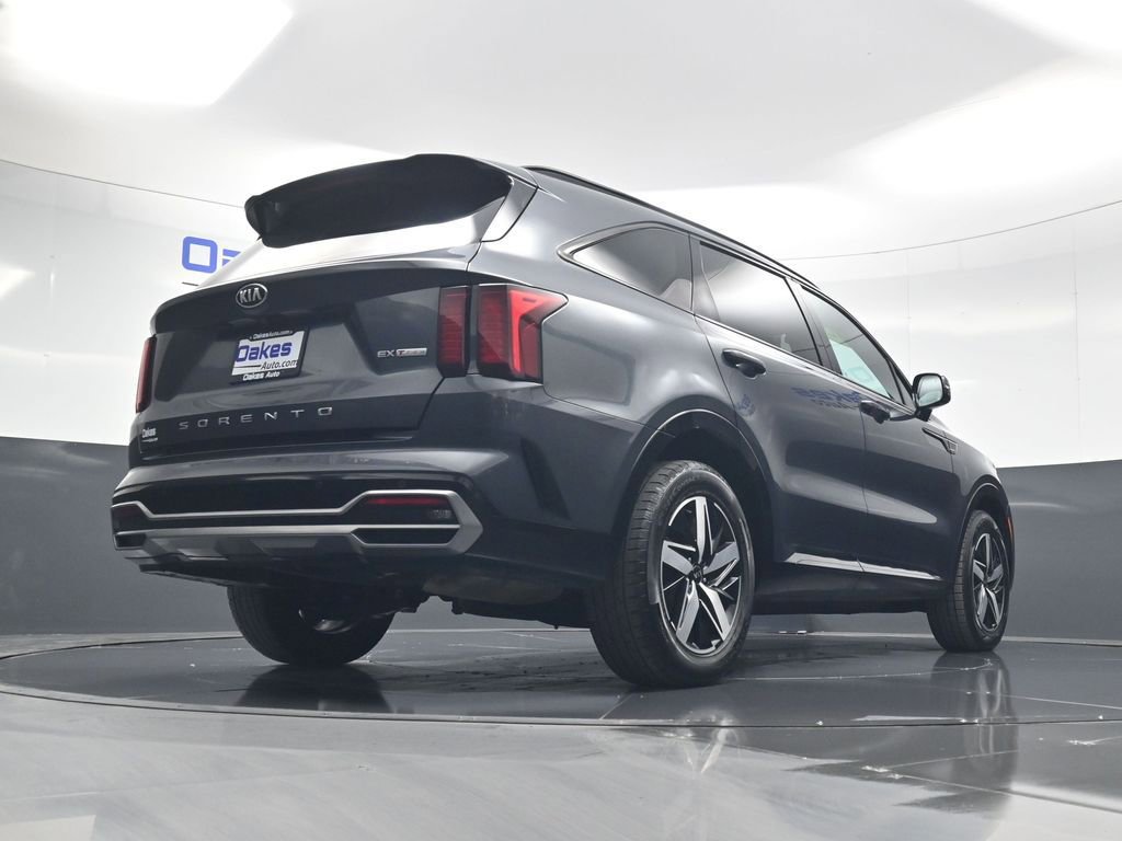 Certified 2021 Kia Sorento EX w/ Panoramic Sunroof Package FWD image 48