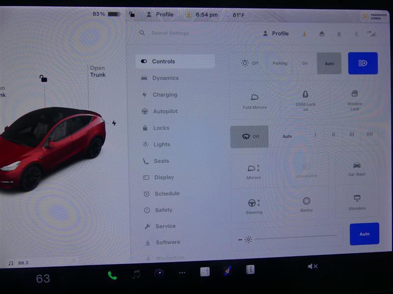 Used 2020 Tesla Model Y Long Range image 11