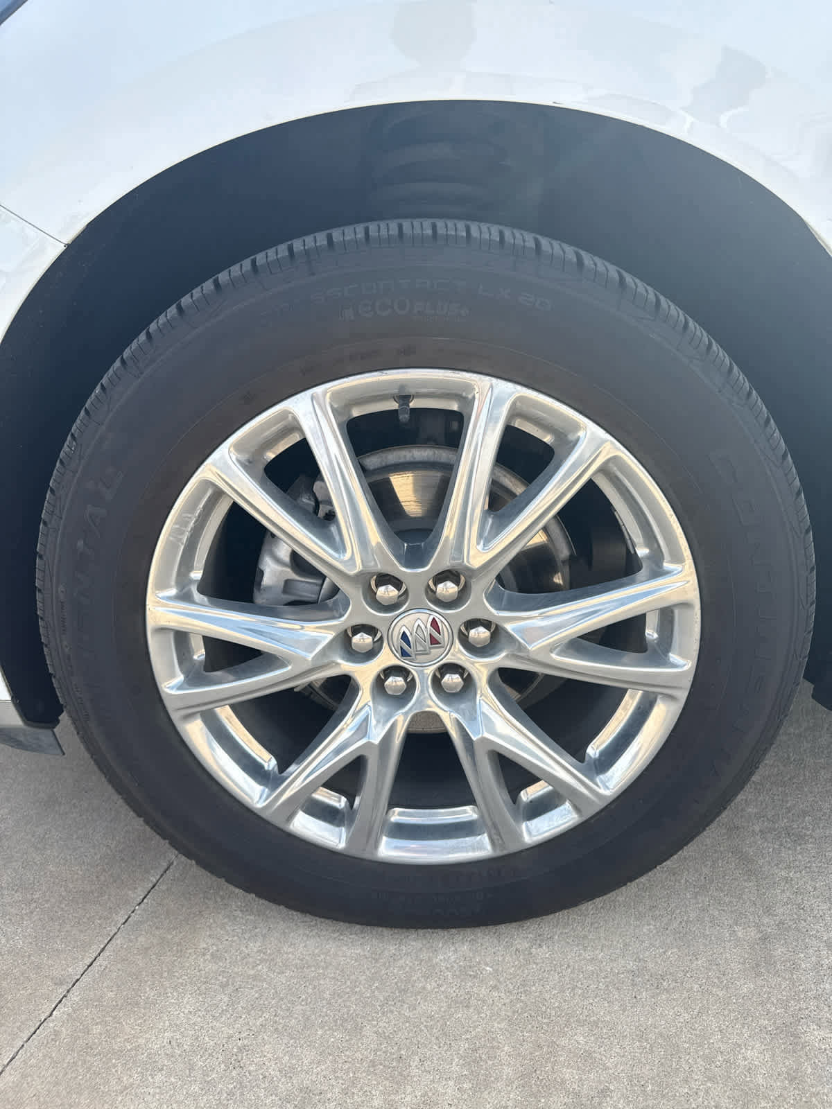 Used 2023 Buick Enclave Essence w/ Experience Buick Package image 9