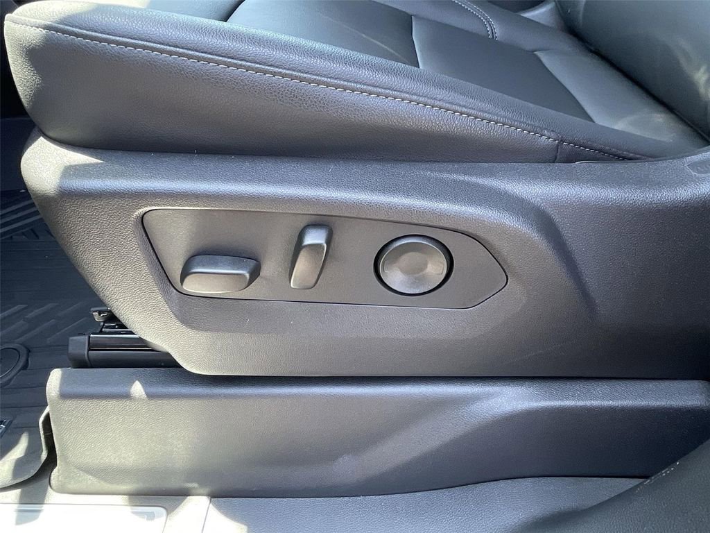 Used 2025 Chevrolet Silverado 1500 LT Trail Boss w/ Convenience Package II image 24