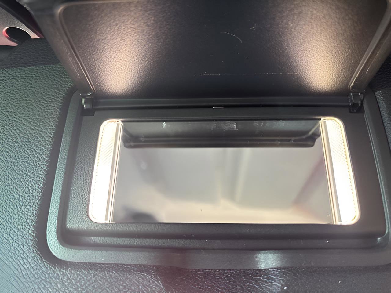 Used 2024 Jeep Wrangler Sahara image 21