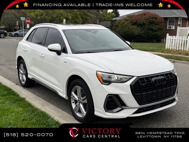 Used 2020 Audi Q3 2.0T Premium w/ Convenience Package image 3