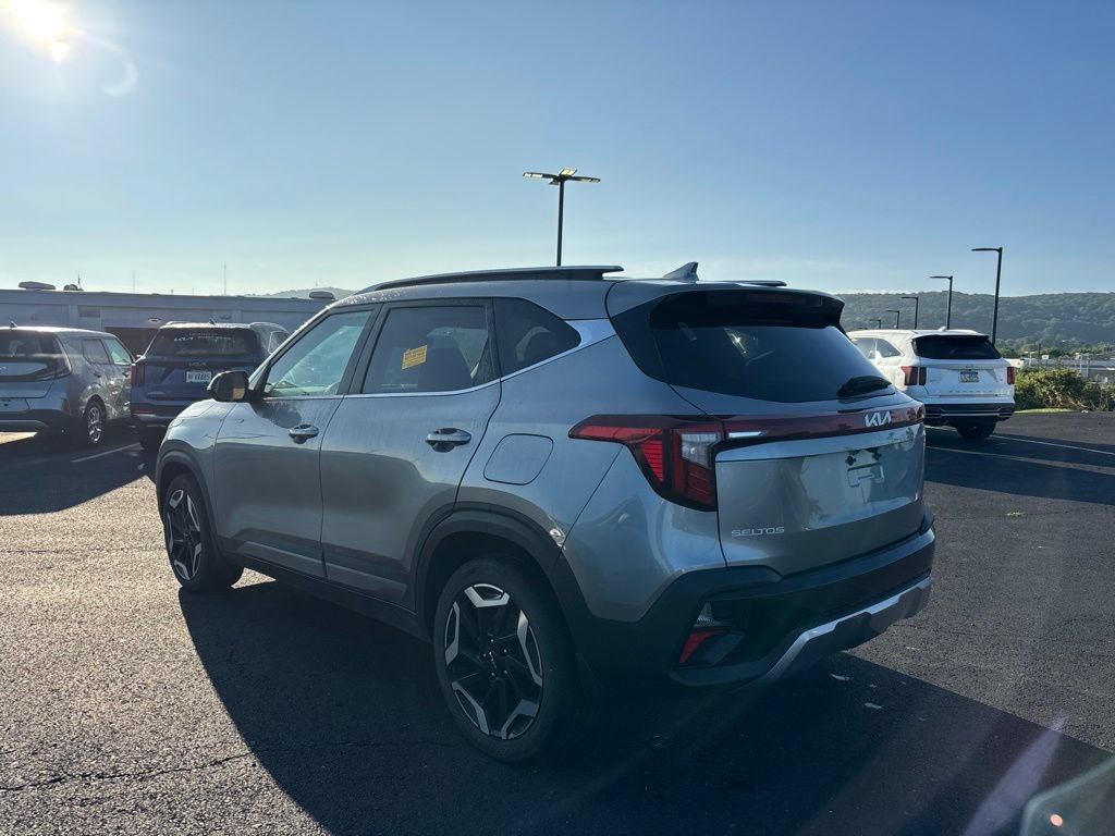 Certified 2024 Kia Seltos SX w/ SX Sunroof Package AWD/4WD image 5