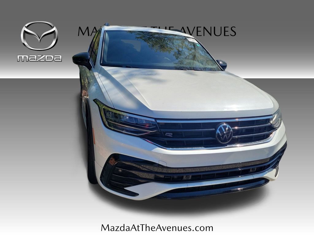 Used 2024 Volkswagen Tiguan SE R-Line image 5