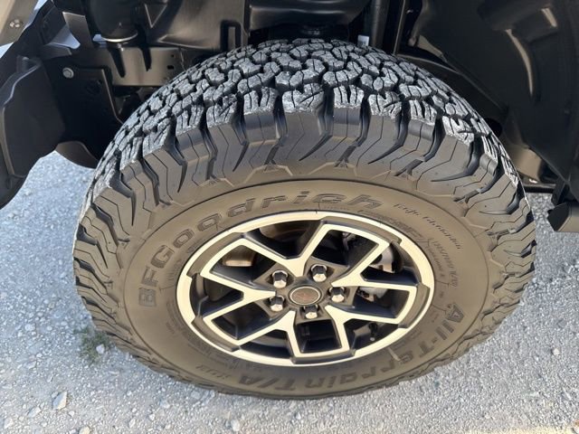 Used 2025 Jeep Wrangler Unlimited Rubicon image 28