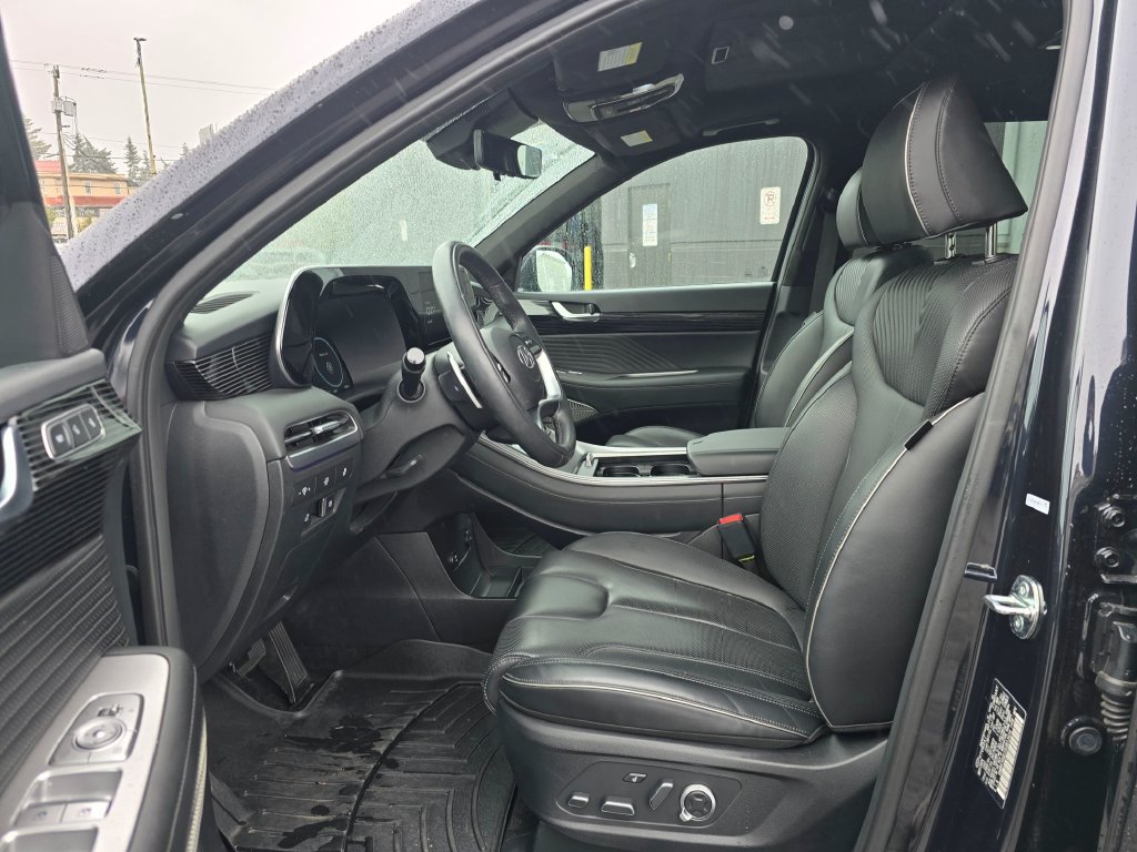 Used 2025 Hyundai Palisade Calligraphy AWD/4WD image 19