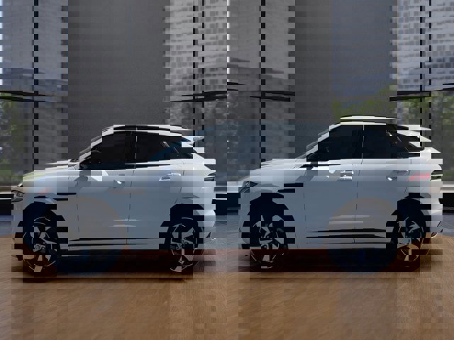 Used 2025 Jaguar F-PACE R-Dynamic S image 5