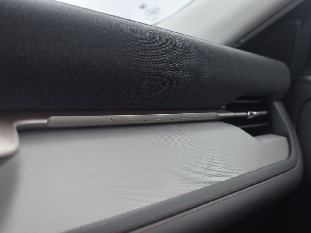 New 2026 Ford Explorer Active image 13