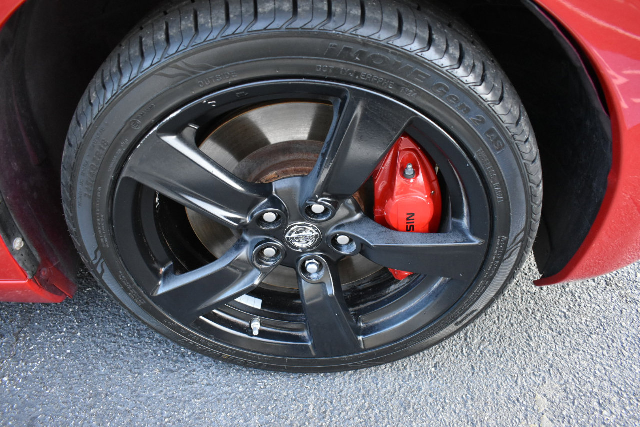 Used 2015 Nissan 370Z Coupe image 28
