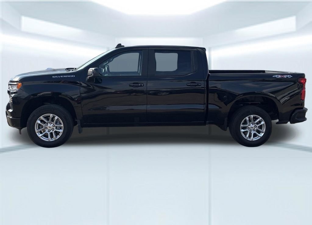 Used 2026 Chevrolet Silverado 1500 RST AWD/4WD image 2