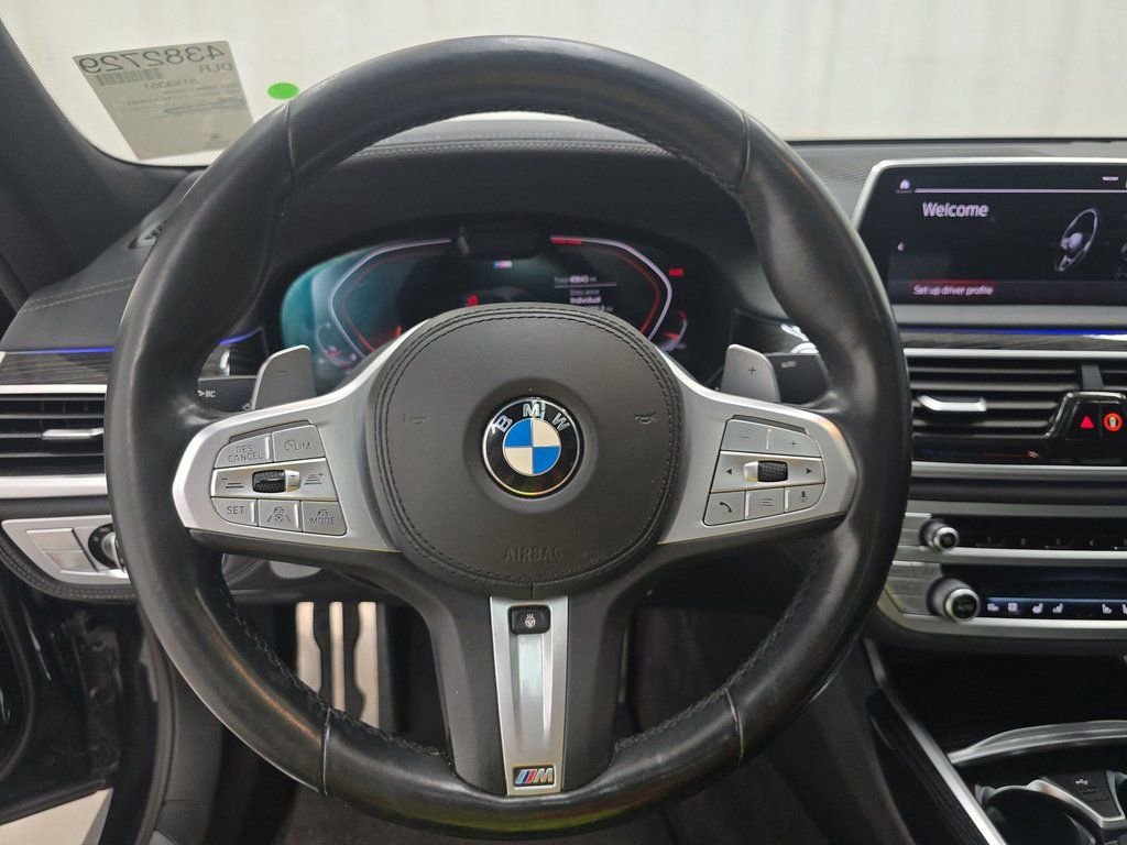 Used 2021 BMW 740i w/ M Sport Package image 11