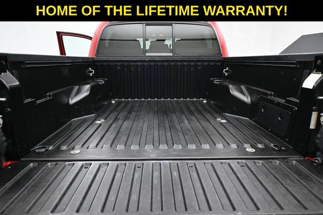 Used 2021 Toyota Tacoma SR AWD/4WD image 34