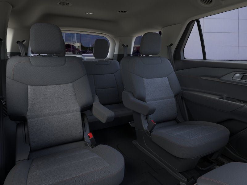 New 2026 Ford Explorer Active RWD image 11