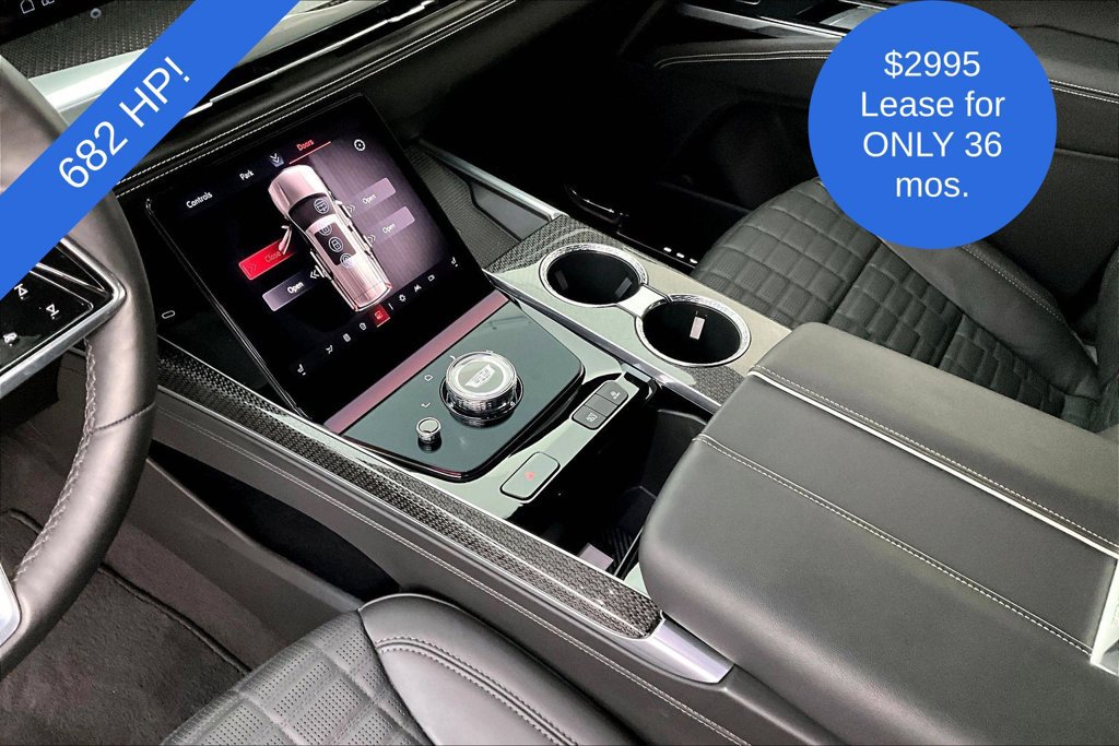 Used 2025 Cadillac Escalade ESV V AWD/4WD image 18
