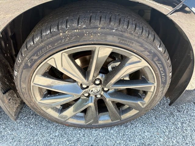 Used 2026 Toyota Corolla SE FWD image 13