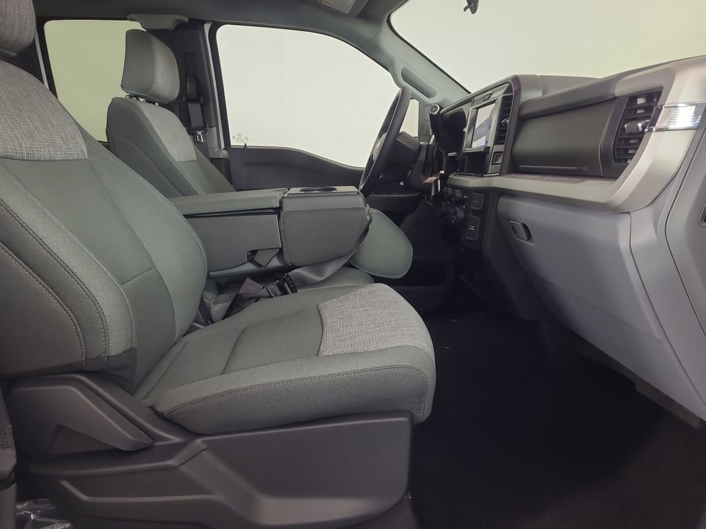 New 2026 Ford F250 XLT image 19