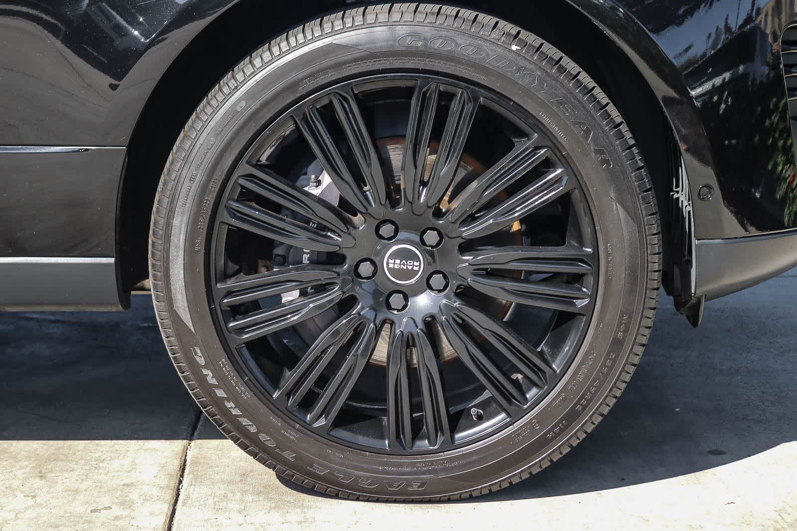 Used 2021 Land Rover Range Rover P525 Westminster Edition LWB AWD/4WD image 8