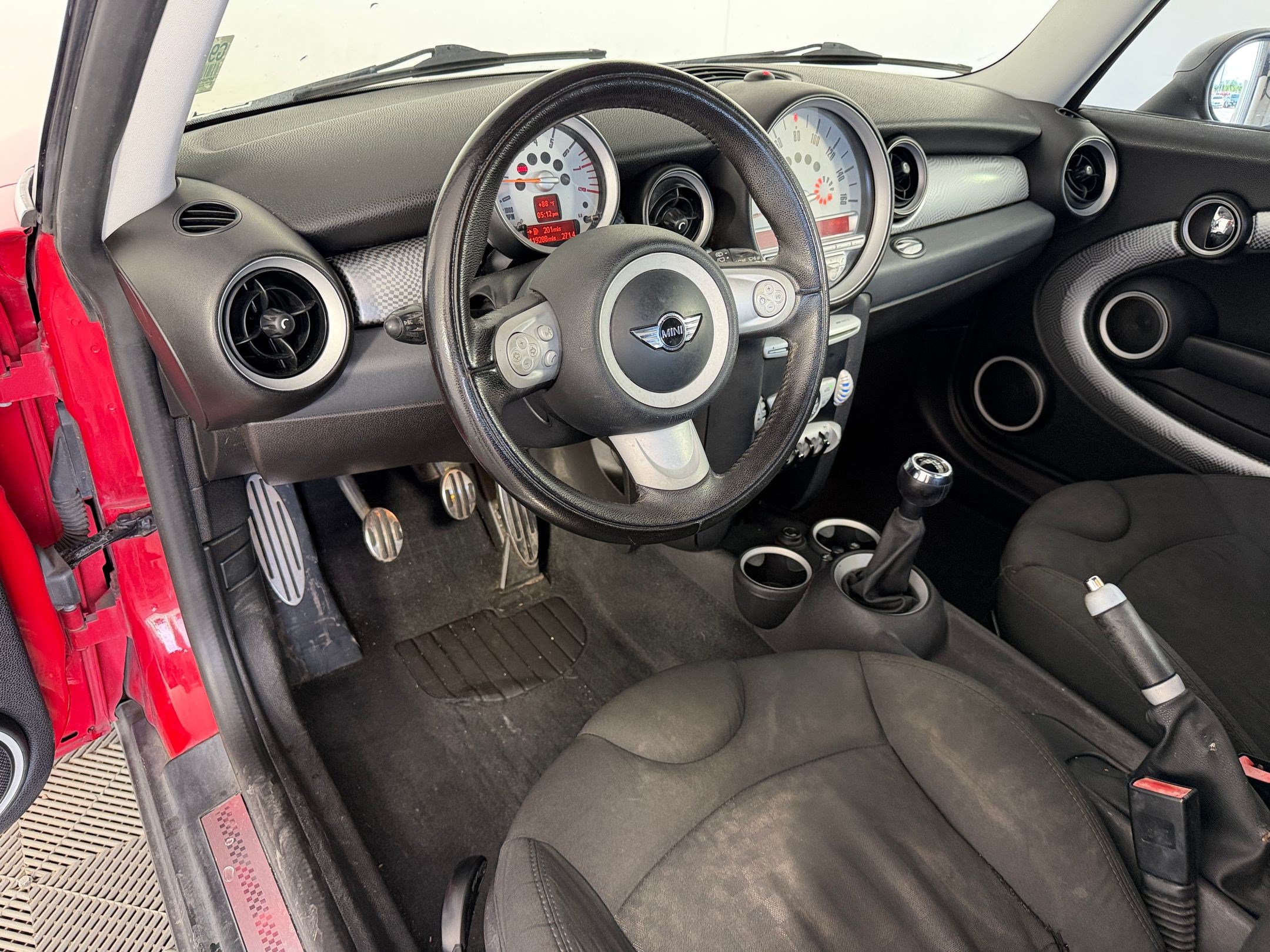 Used 2009 MINI Cooper S FWD image 4